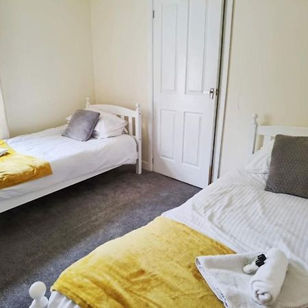 Kenrick Street Great House Available For Guests And Contractors Parking And Wifi Villa Nottingham Bagian luar foto