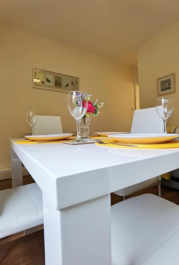 Kenrick Street Great House Available For Guests And Contractors Parking And Wifi Villa Nottingham Bagian luar foto