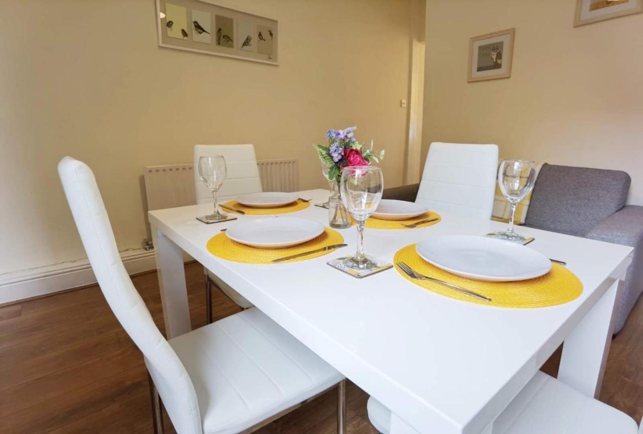 Kenrick Street Great House Available For Guests And Contractors Parking And Wifi Villa Nottingham Bagian luar foto